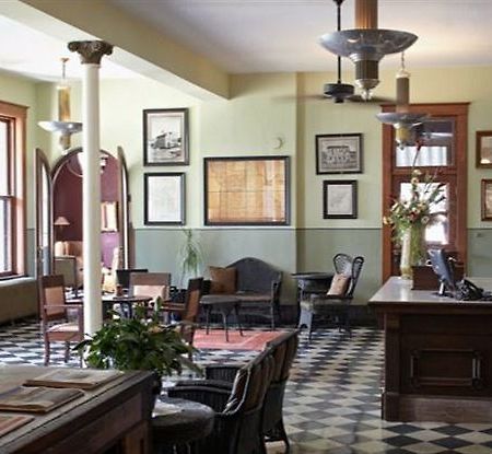 Hotel Frederick Boonville Interieur foto