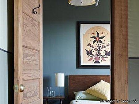 Hotel Frederick Boonville Kamer foto